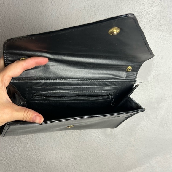 Vintage Patent leather envelope purse - Picture 5 of 12